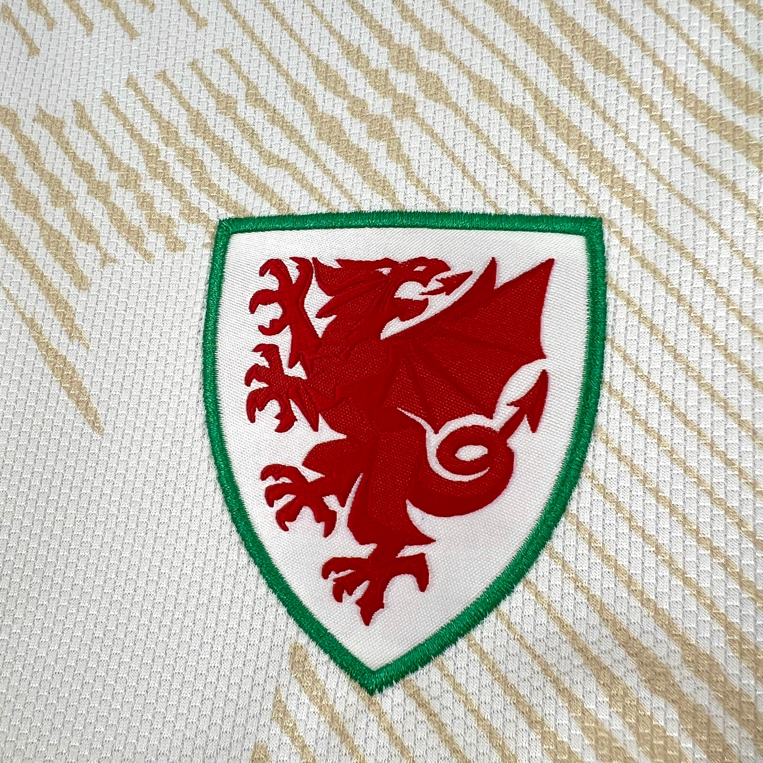 2026 Wales Away World Cup Kit Fan Version