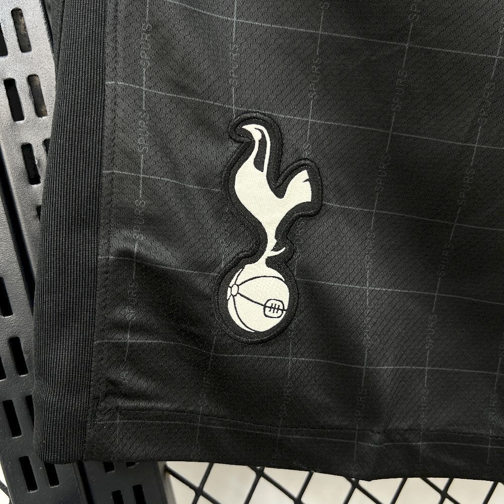 2025/2026 Tottenham Hotspur Away Shorts