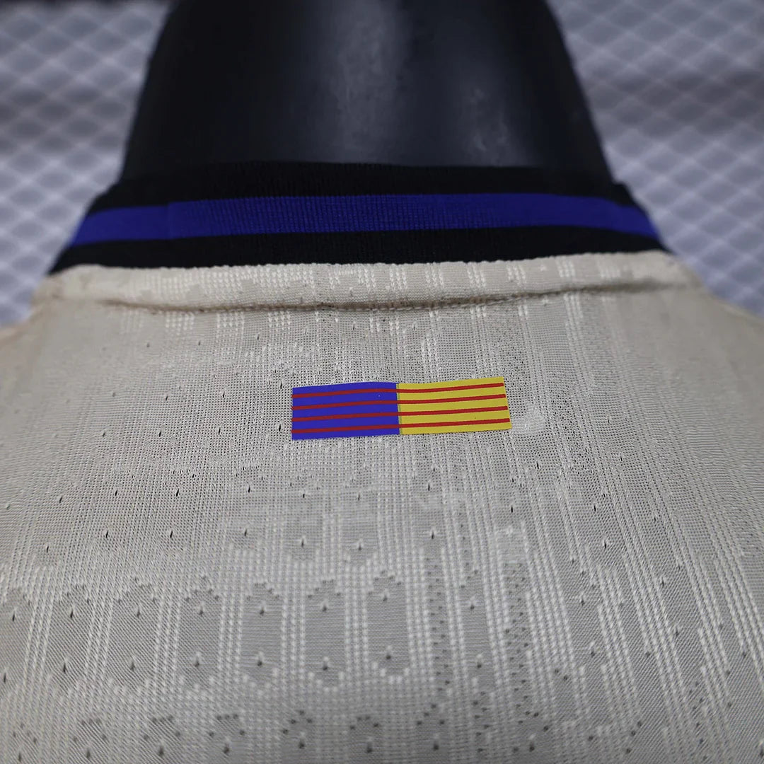 Barcelona 2025/2026 Away Kit