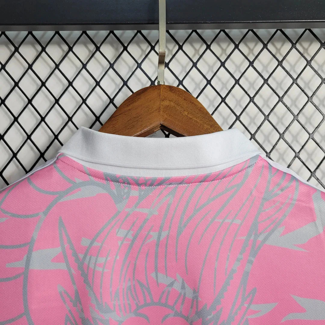 Real Madrid "Dragón Rosa" Limited Jersey