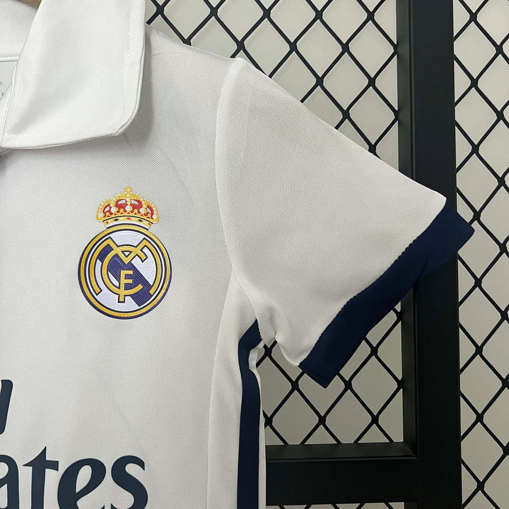 2016/2017 Retro Real Madrid Home Kit Kids Size