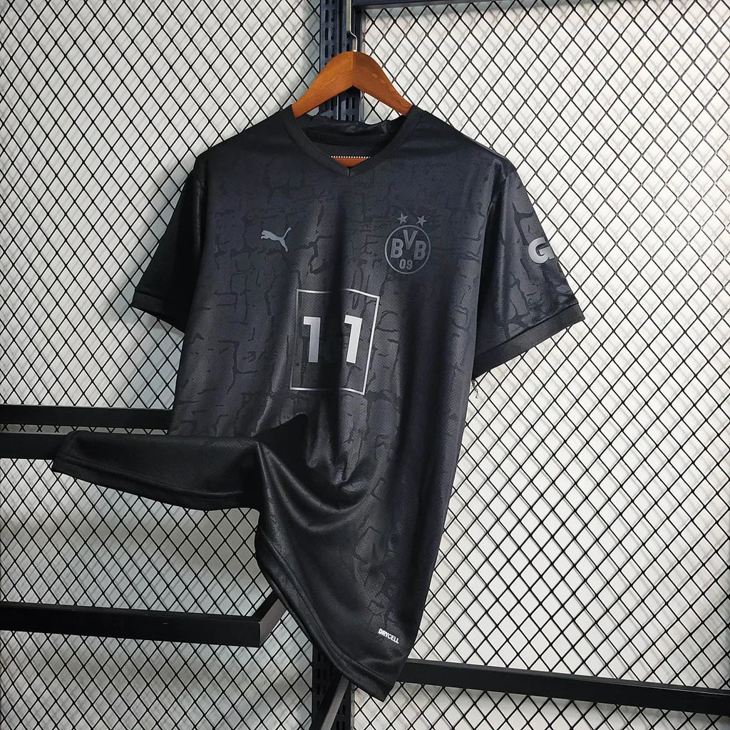 Borussia Dortmund "Blackout" Limited Jersey